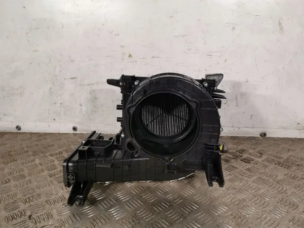 Caixa do núcleo do aquecedor Hyundai OEM FBZ12017 - Usado image 2
