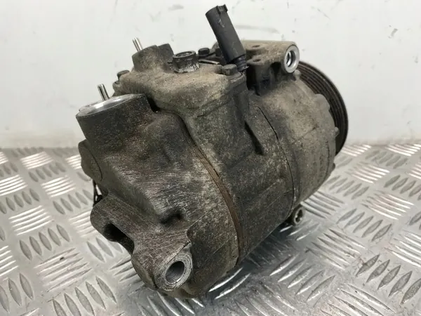 A0022301211 Compresor de Aire Acondicionado Mercedes W221 image 3