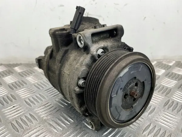 A0022301211 Compresor de Aire Acondicionado Mercedes W221 image 4