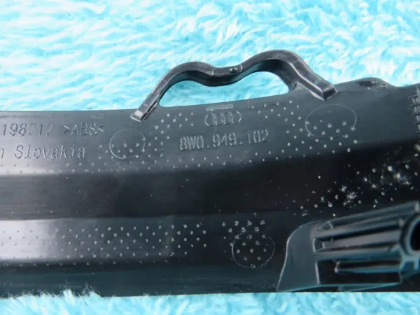 Audi OE 8W0949102 Mirror Turn Signal - Used image 5