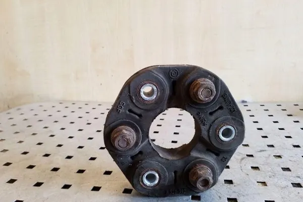 Acoplamento de borracha do eixo de transmissão BMW 3 TOURING (E91) 2.0L Diesel OEM image 3