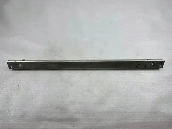 Support radiateur OEM 4M0802507 pour Audi Q7 4M 3.0L Diesel image 2