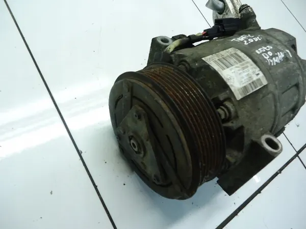 Compressore aria condizionata RENAULT 2.0DCI 8200454172E image 3