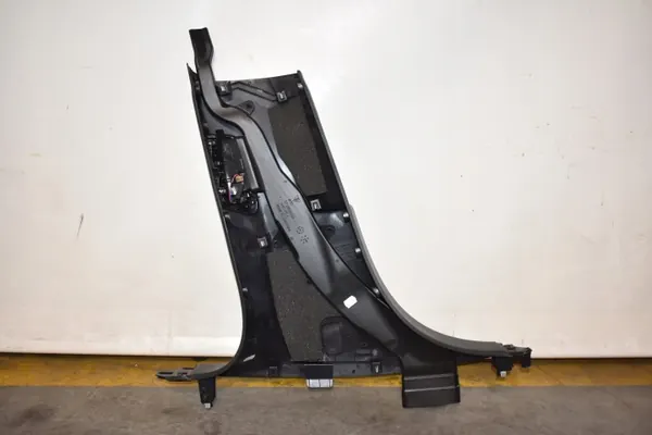 Cubrepilar B derecho Porsche OE OEM 971819204 image 3