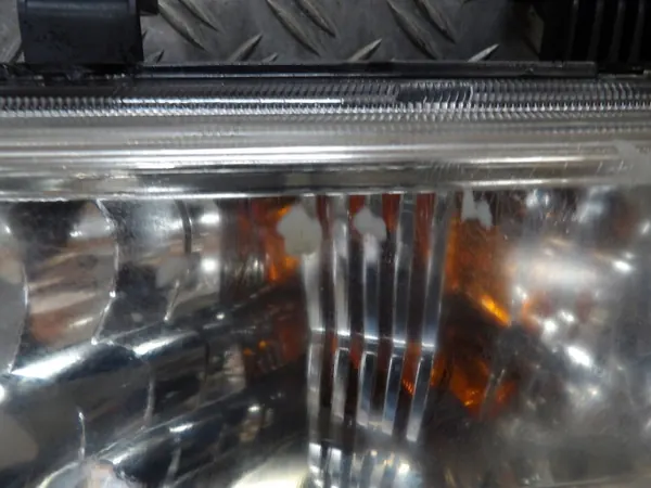 Nissan OE LAMPA LEWA PRAWA PRZÓD UK Ajovalot image 3