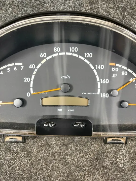 Compteur Mercedes Sprinter W903 OEM A0014468521 image 4