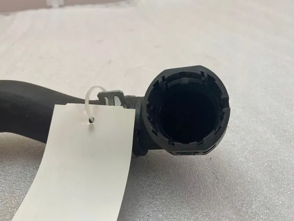 KIA Sportage 2019 Jäähdyttimen Letku image 3