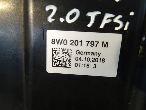 Boîtier de Filtre à Carbone 2.0 TFSI Audi A4 B9 8W image 4