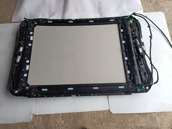 SZYBERDACH PANORAMA Schiebedach LED OEM Citroen C3 Aircross image 10