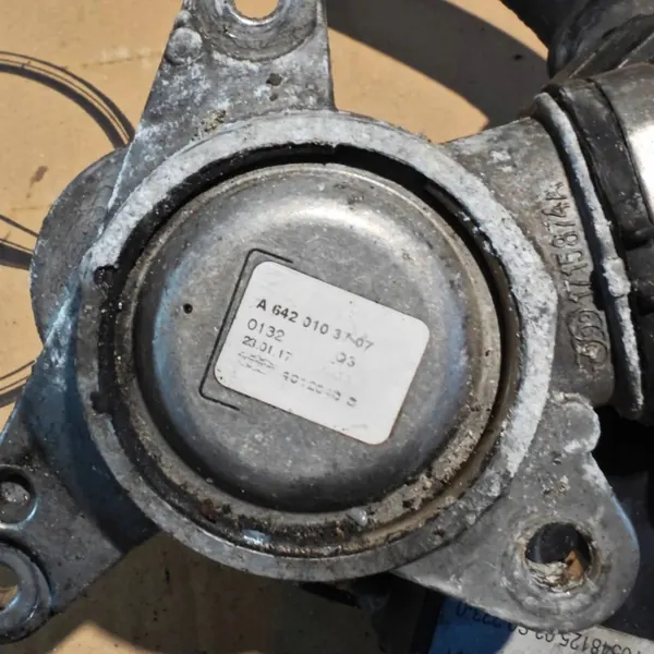 Krukasventilatieslang OEM A6420103707 Mercedes 3.0 V6 image 3
