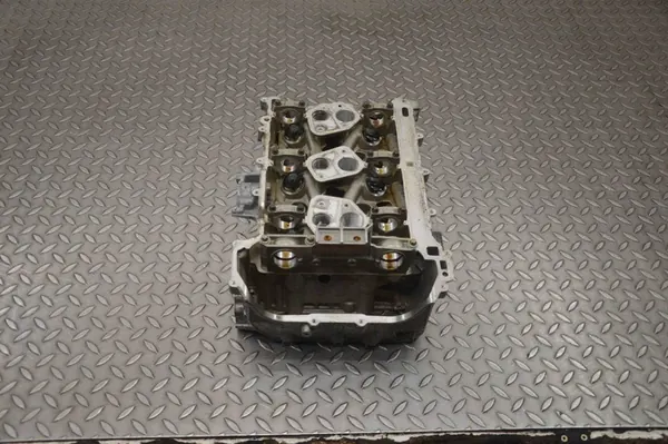 Right Head for Porsche 911 (991) 3.0L 2017 9A2104116 image 3