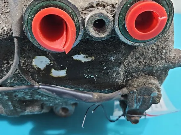 Ilmastointikompressori Ford Mondeo MK3 1S7H-19D629-CC image 7