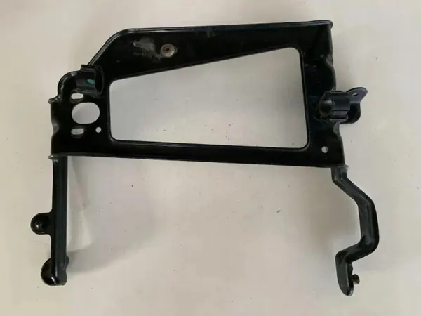 Support Radiateur Audi Q7 4M 2018 OEM 4M0121262Q image 3