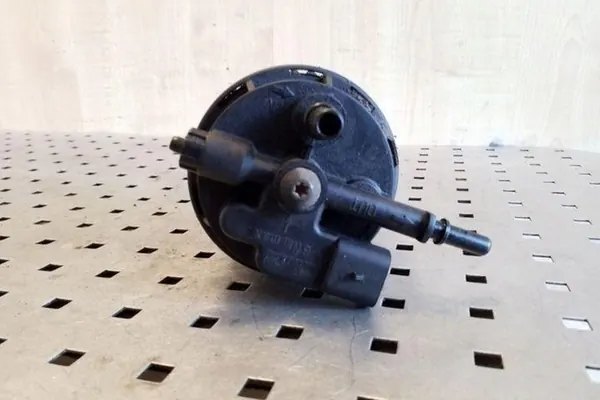 Polttoainesuodattimen kotelo RENAULT MEGANE II ESTATE 8200314482 image 3