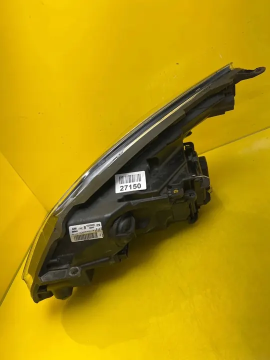 Oikea Ajovalo Opel Corsa D 06-14 Linssi 13295020 image 4