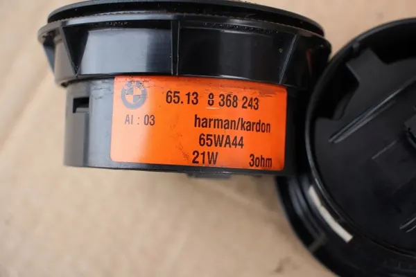 BMW E46 framdörrshögtalare OEM 8368243 image 3