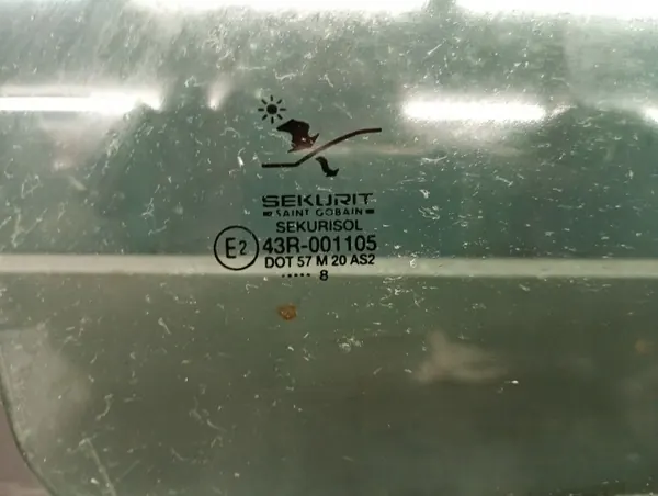 Saab OE achter rechter ruit OEM szyba prawy tyl Saab image 10