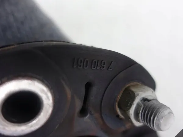 BMW 7 G12 M760iX LONG Bakre Drivaxel OEM 8696481 image 8