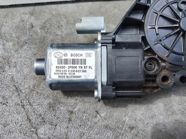 Vasen etuikkunan moottori KIA Venga / Hyundai IX20 image 2