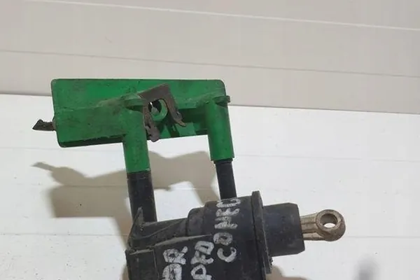 Kopplingscylinder FORD TOURNEO CONNECT 1.8L Diesel image 4