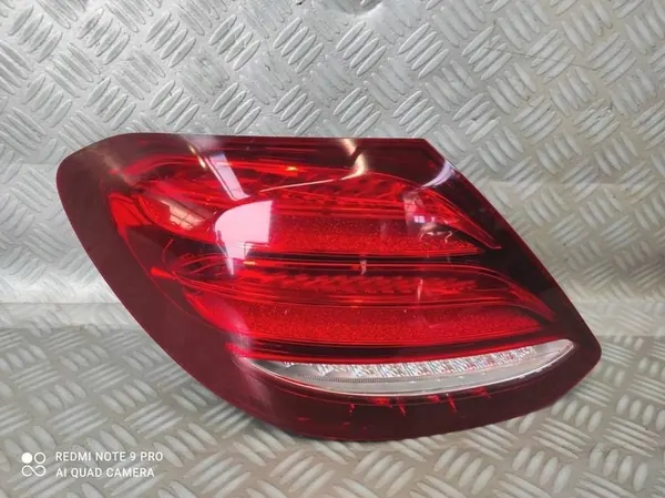 MERCEDES W213 SEDAN LINKER ACHTERLICHT A2139067900 image 2