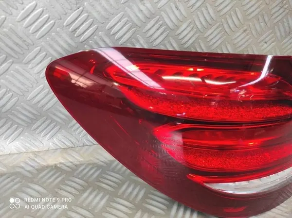 MERCEDES W213 SEDAN LINKER ACHTERLICHT A2139067900 image 3