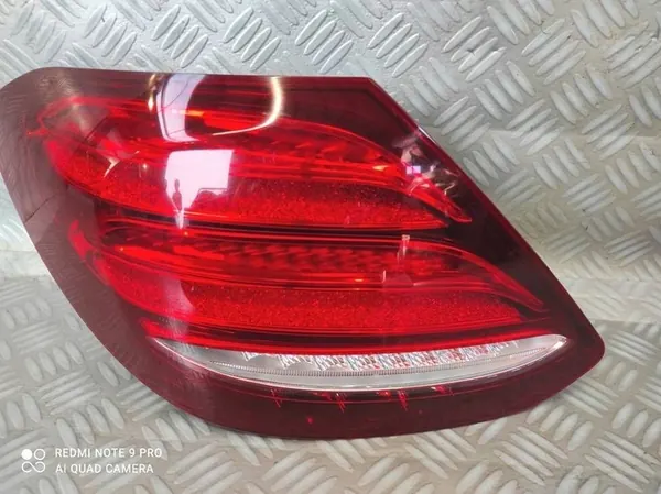 MERCEDES W213 SEDAN LINKER ACHTERLICHT A2139067900 image 4