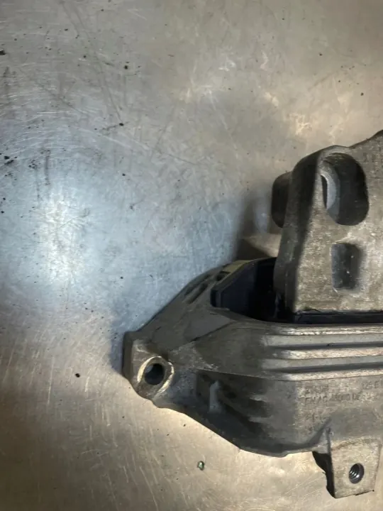 Motorsteun OEM A2462400217 voor Mercedes A-Klasse W176 image 4