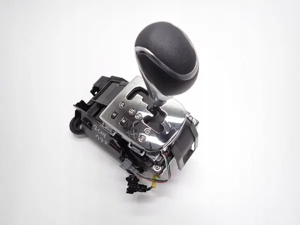 Gear Selector Knob Peugeot 2008 I Lift image 1