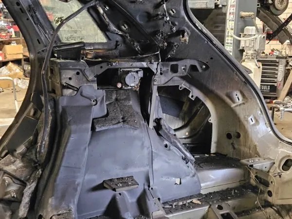 Panneau quart arrière droit Audi e-tron OEM LPV20815 image 6