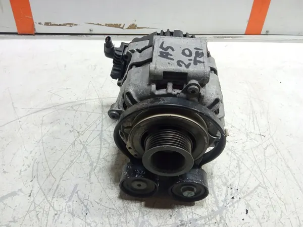 AUDI A5 F5 2.0 TFSI Alternator OE 06L903018JX image 2