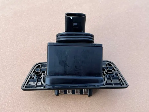 Pièce Électrostatique Porte VW OEM 7LA843552 image 3