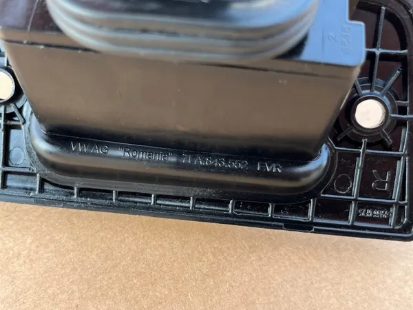 Pièce Électrostatique Porte VW OEM 7LA843552 image 4