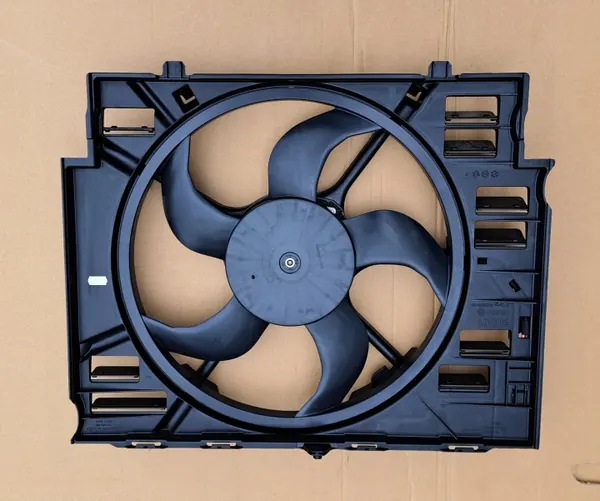 Ventilateur BMW 7796832 400W pour E60/E61 LCI - Occasion image 3