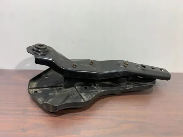 Sous-bassement arrière Mitsubishi Outlander OEM FBZ28428 image 3