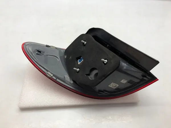 MERCEDES B-KLASA W246 LIFT 15-18 LAMPA TYLNA PRAWA LED image 7