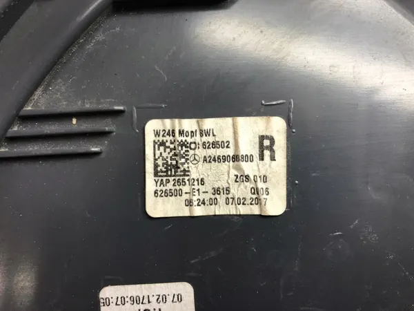 MERCEDES B-KLASA W246 LIFT 15-18 LAMPA TYLNA PRAWA LED image 8