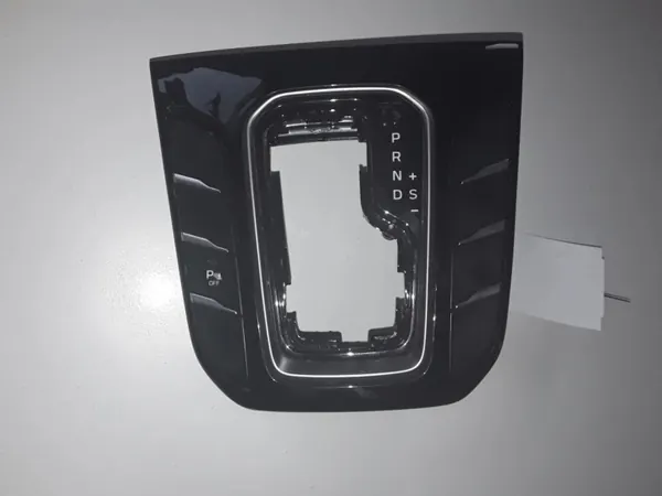 Pomo de mudanças Hyundai Ioniq OEM 93300G2950 - Usado image 2
