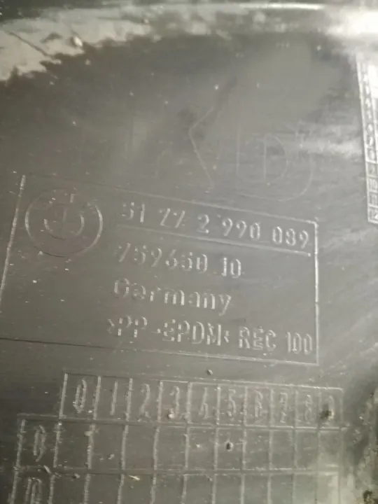 BMW X1 E84 vasen takapyöränkaari OEM 75965010 image 3