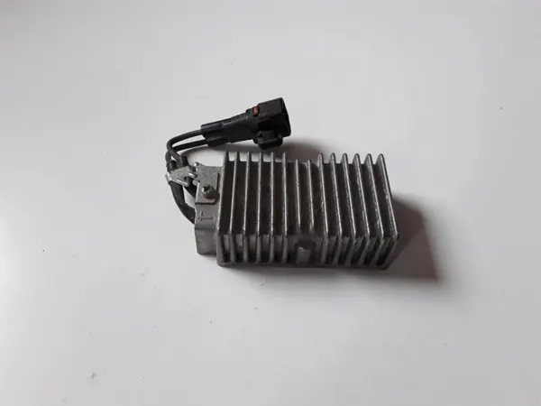 Bränslepumpsstyrenhet OEM 2308031020 för Lexus GS image 2