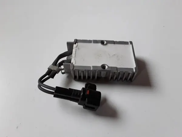 Bränslepumpsstyrenhet OEM 2308031020 för Lexus GS image 3