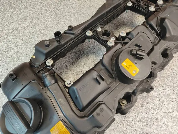 Capa de Válvula BMW E90 E91 F10 F11 F30 F31 335i 535i N55 image 4