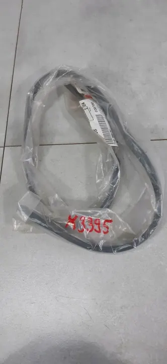 Junta de para-lamas Suzuki Samurai OEM 77140-70A00-5WA image 2