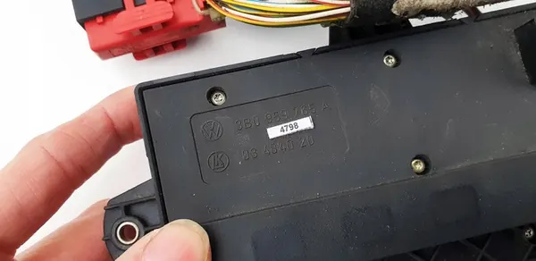 Linkes Sitzverstellmodul Seat Toledo II 1M2 OEM image 5