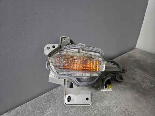 Pisca dianteiro direito Mazda 3 STANLEY W3720 image 2