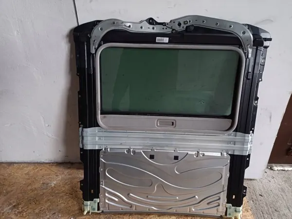 BMW kattoluukku kokonaisuus OEM 7046164 3-sarja E90/E91 image 4