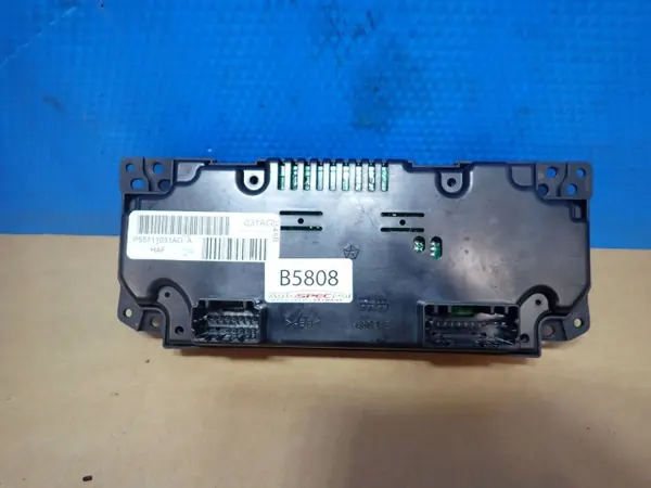 Panel climatización Chrysler 300C OEM P55111031AG image 3