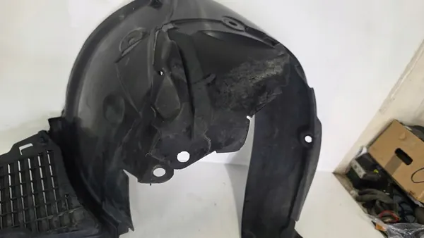 Front Right Wheel Arch Renault Grand Espace IV Lift OEM image 8