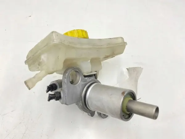 Käytetty Audi OE Jarru sylinteri OEM 4B3611021 image 2