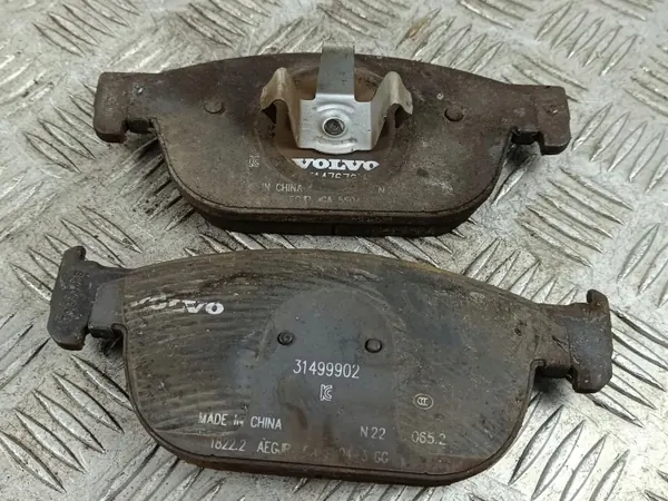Pastilhas de travão dianteiras Polestar 2 OEM FOB40558 image 4